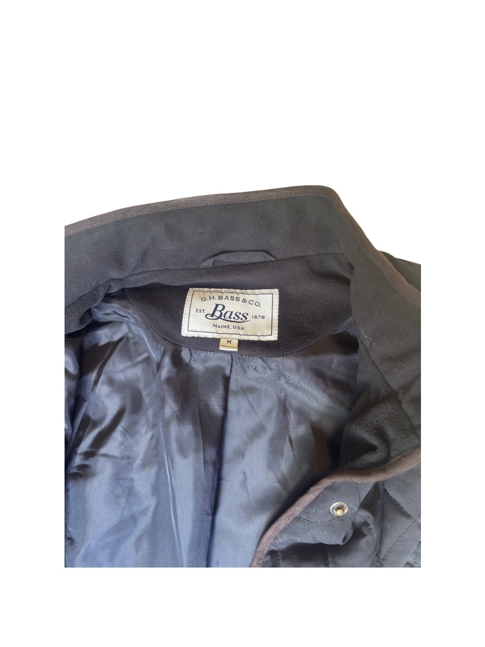 G.H. Bass & Co. women’s diamond-quilted riding vest - Picture 2 of 3